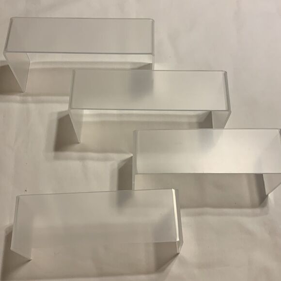 10 piece set of clear acrylic display risers 5 sizes for candy or jewelry, etc. - Picture 3 of 14